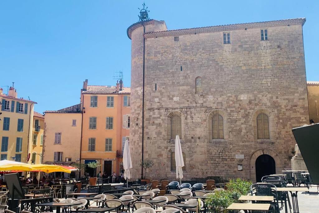 Studio Cosy Avec Deux Velos Coeur De Ville Hyères Exterior foto